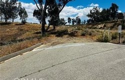 Skyline Drive, Lake Elsinore, CA 92530