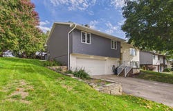 2218 McMullin Drive, Oskaloosa, IA 52577