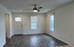 8 Swan Lane, Beecher, IL 60401