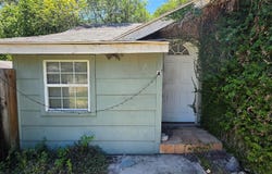125 S Bishop St, San Marcos, TX 78666