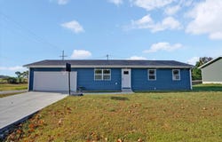 401 W Adamson Street, Miller, MO 65707