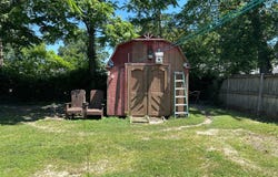 212 LAKEVIEW Avenue, EDGEWATER, MD 21037