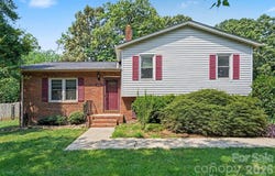 1751 Piney Road, Hickory, NC 28602