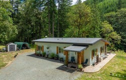 20736 HIGHWAY 42, MyrtlePoint, OR 97458