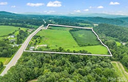 7513 Boylston Highway, Mills River, NC 28759