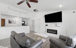 1005 S 12th Avenue, Washington, IA 52353