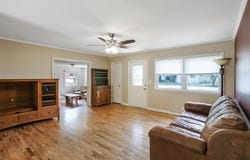 301 E 3rd St, Altamont, KS 67330
