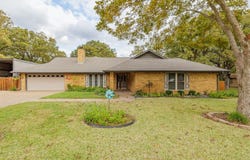704 Enfield Rd, Rockdale, TX 76567