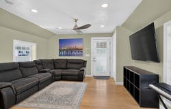 71 River St, Leominster, MA 01453