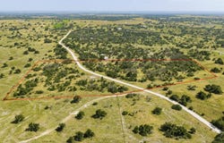 W Doss Spring Creek Rd, Fredericksburg, TX 78624