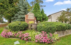 6121 Blake Ridge Road, Edina, MN 55436