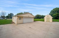 425 Grand Boulevard, Evansdale, IA 50707