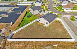 16167 N Hadley Loop, Rathdrum, ID 83858