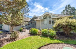 2340 Condor Drive, Redmond, OR 97756