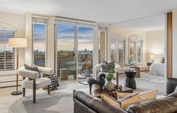 5405 Carlton St, Oakland, CA 94618