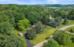 W290S2811 Carmarthen Dr, Waukesha, WI 53188