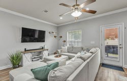 8887 White Ibis Way, Navarre, FL 32566