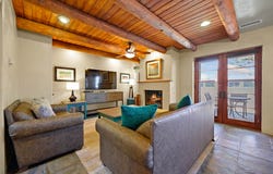 103 Catron, Santa Fe, NM 87501