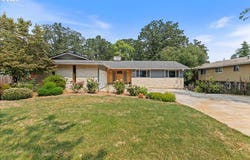 16540 NOTTINGHAM Dr, Gladstone, OR 97027