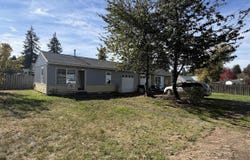 5351 Osage St, Sweet Home, OR 97386
