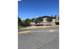 9930 Hernandez Dr, La Grange, CA 95329