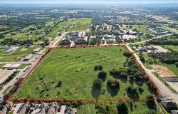 1202 W Thompson Street, Decatur, TX 76234