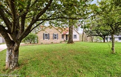 250 Wicker Ln, Brooks, KY 40109
