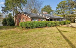 876 TWIN LAKE DRIVE, BIRMINGHAM, AL 35215