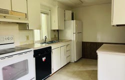 1600 RHODODENDRON Dr, Florence, OR 97439