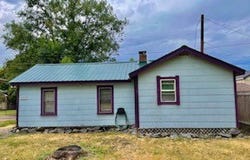 707 5th Avenue E, Polson, MT 59860