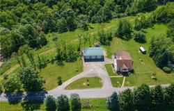 178 Lutz Rd, Zelienople, PA 16063