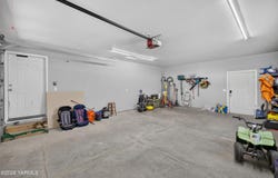 609 Eagle Nest Dr, Granger, WA 98932
