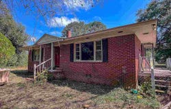 4701 Horace Matthews Rd, Effingham, SC 29541-3601