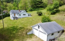 2770 Maple Acres Rd, PRINCETON, WV 24739