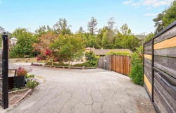 9338 Crow Canyon Rd, Castro Valley, CA 94552