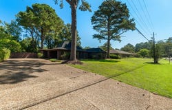 1521 Old Amy RD, LAUREL, MS 39440