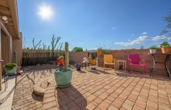 1604 W Calle Zuniga, Green Valley, AZ 85622