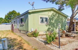 633 E Archwood Drive, Eagle Point, OR 97524