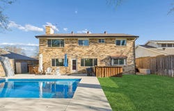 304 Lark Lane, Euless, TX 76039