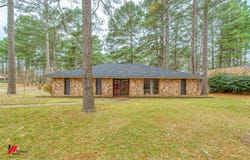 1404 N Acres Circle, Springhill, LA 71075