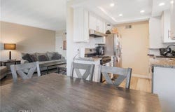 2423 Deodar, Santa Ana, CA 92705