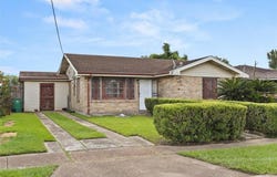 2049 MANOR HEIGHTS Drive, Marrero, LA 70072