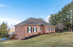 197 Florence Circle, TAZEWELL, VA 24651