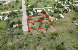 504 Vernon Avenue, Llano, TX 78643