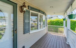 35 Peachtree Lane, Hicksville, NY 11801