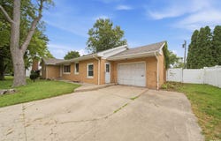708 S MAIN Street, Morton, IL 61550
