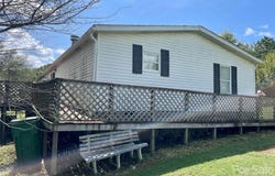 112 Flake Road, Harmony, NC 28634