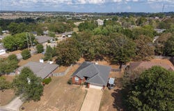 1620 Hunter Hill DR, Van Buren, AR 72956