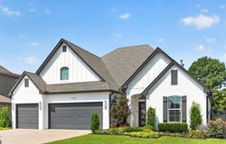 11502 S Ash Street, Jenks, OK 74037