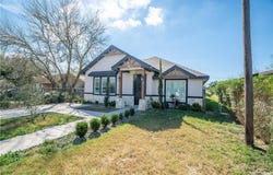 334 E Ciro Caceres Avenue, Elsa, TX 78543